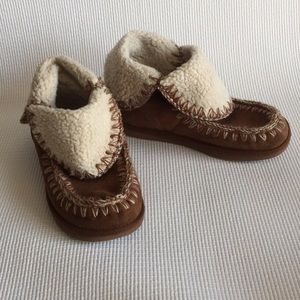 Target chunky slipper boot size 8